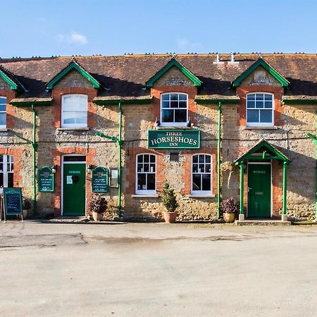 Three Horseshoes Inn Powerstock Экстерьер фото
